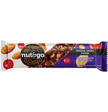Батончик миндальный «Nut&Go», с клюквой