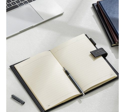 Ежедневник недатированный Deli А5, 240 страниц, 80 г/кв.м., черный