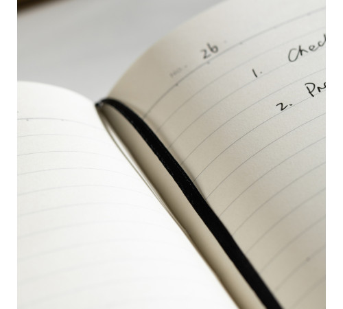 Ежедневник недатированный Deli А5, 96 страниц, 80 г/кв.м., серый 