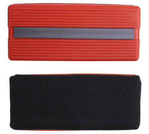 Губка магнитная для маркерных досок BASY 145 x 63 х 33 мм.