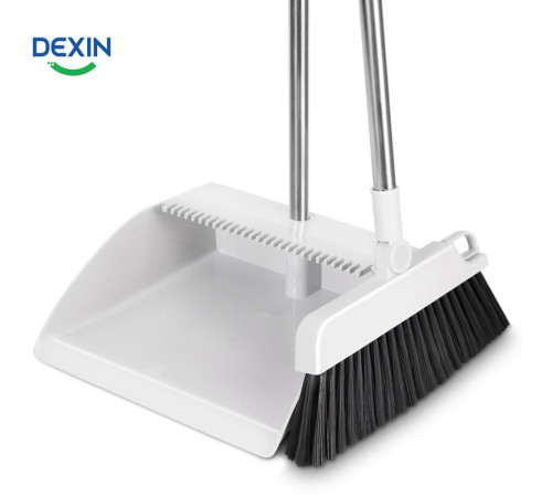 Комплект для уборки DELI, совок + щетка,  серый