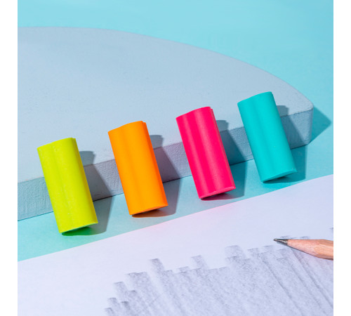 Ластик DELI " i Select", треугольный, ассорти (35х15х15 мм)