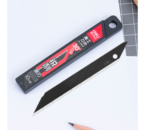 Лезвия запасные DELI для канцелярских ножей, черное 30°, 9 мм (10 шт/упак)