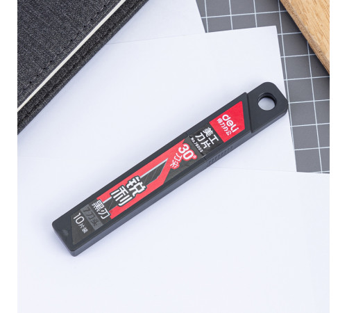 Лезвия запасные DELI для канцелярских ножей, черное 30°, 9 мм (10 шт/упак)