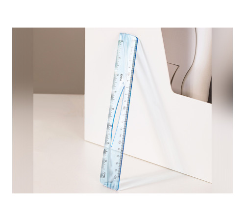 Линейка DELI 20 см, тонированная, голубая