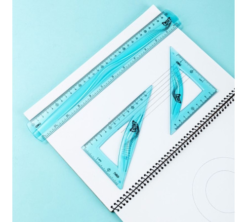 Набор линеек Deli (треугольник .2 шт, линейка 30 см,транспортир), тонированный, ассорти