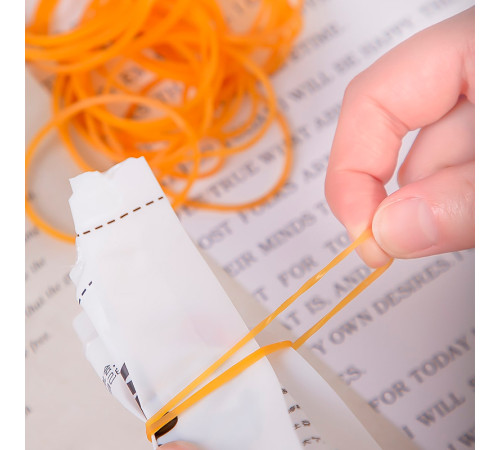 Резинки для денег DELI, 70 мм, 100 гр. в тубе, желтые