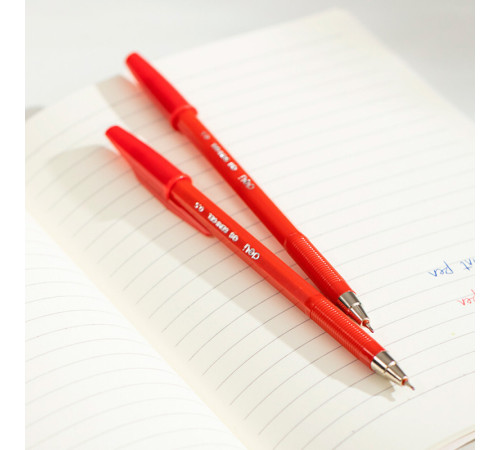 Ручка шариковая DELI "Q8" 0,5 мм, красная