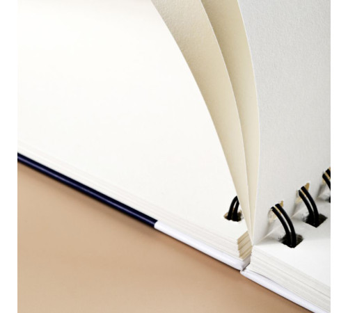 Скетчбук DELI "Finenolo ", А4, 60 л., 160 г/кв.м., жесткая подложка, на спирали