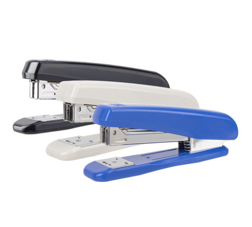 Степлер DELI до 25 листов, пластиковый корпус, ассорти