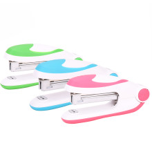 Степлер DELI, пластиковый корпус, до 15 листов, ассорти