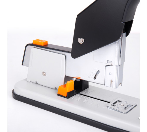 Степлер мощный DELI до 210 листов (скобы №23/6 - 23/25  ) ассорти 