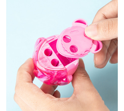 Точилка DELI "Пингвин" 2 отверстия, с контейнером, ассорти