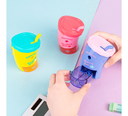 Точилка DELI "Стакан" механическая, с контейнером, ассорти 